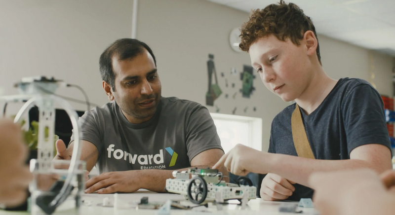Electric Vehicle Kit with Microbit v2