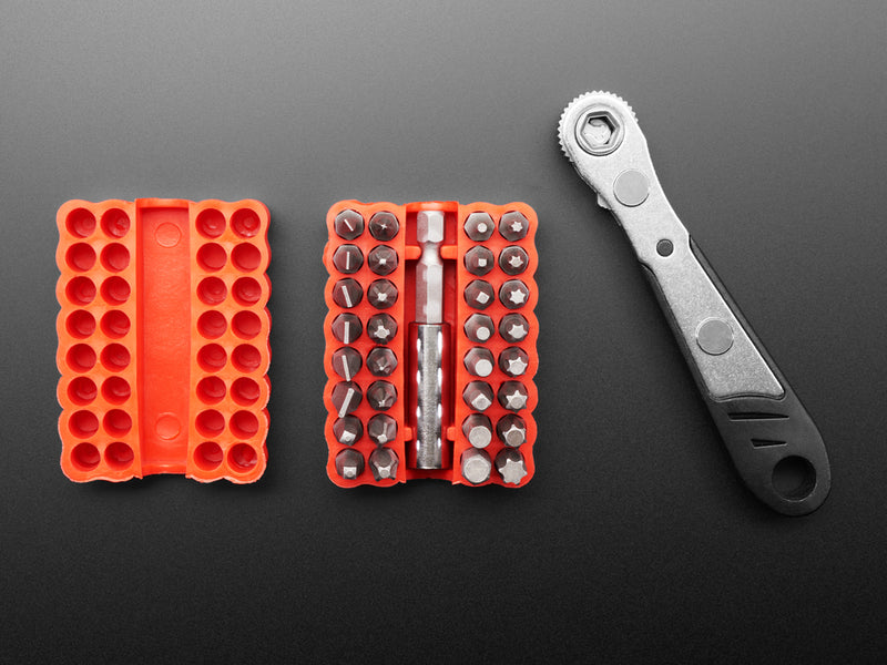 Right Angle Ratchet Screwdriver and 33 Piece Tool Bit Set