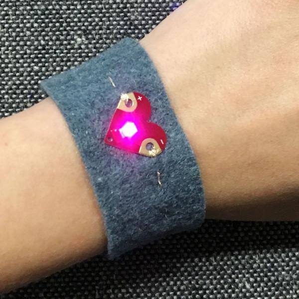 Teknikio Components - Heart LED Lights (4 pack) - Buy - Pakronics®- STEM Educational kit supplier Australia- coding - robotics
